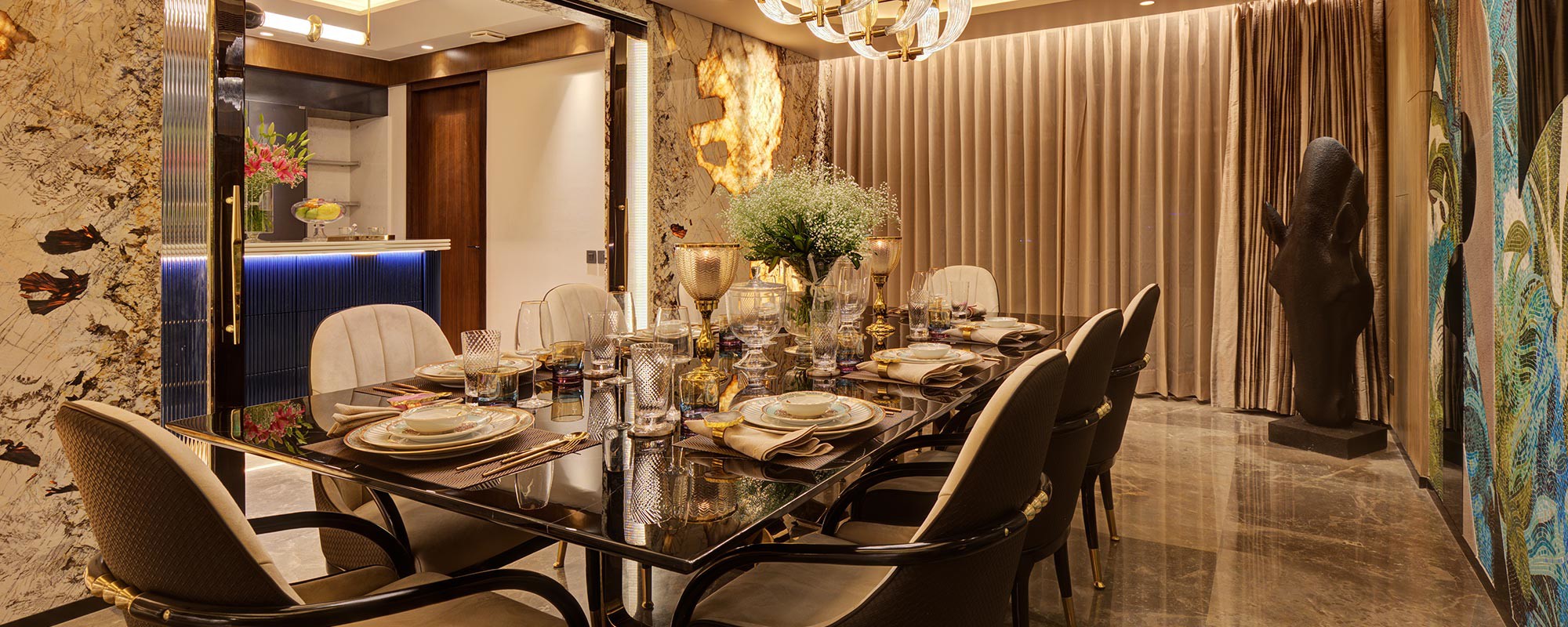 Dining Room Ideas That Are Perfect for Entertaining - With Rugs That Steal the Show