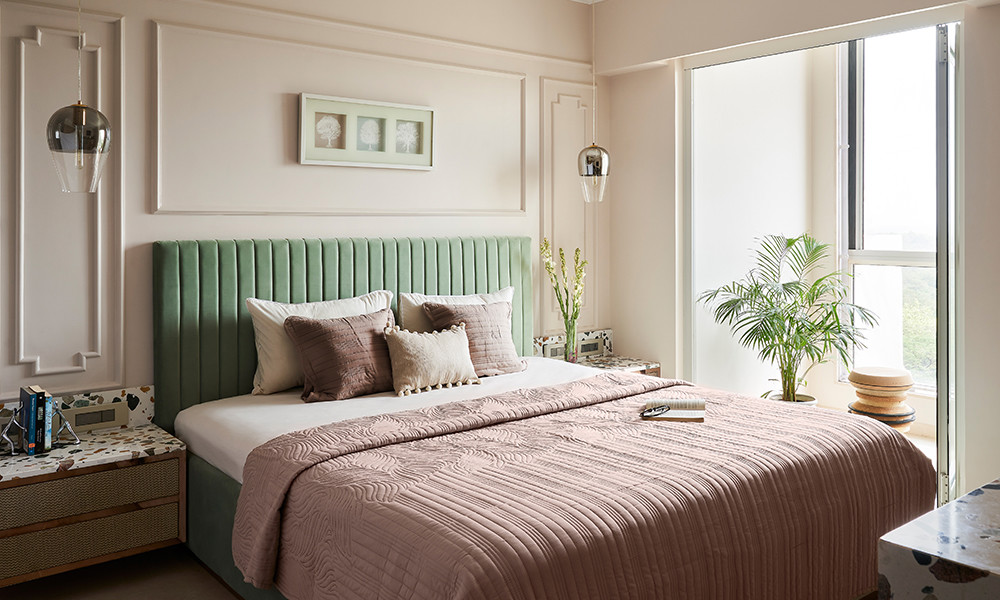 Best Cozy Ideas to Make a Small Bedroom Feel Bigger & Better