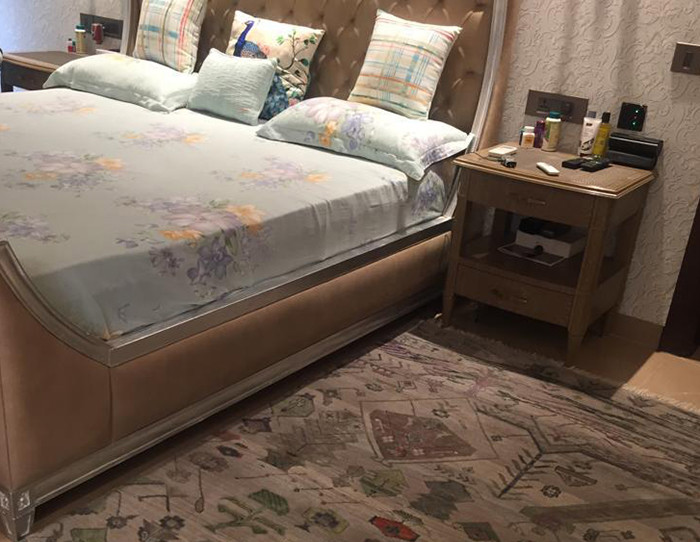 bedroom-runner-rug-decor