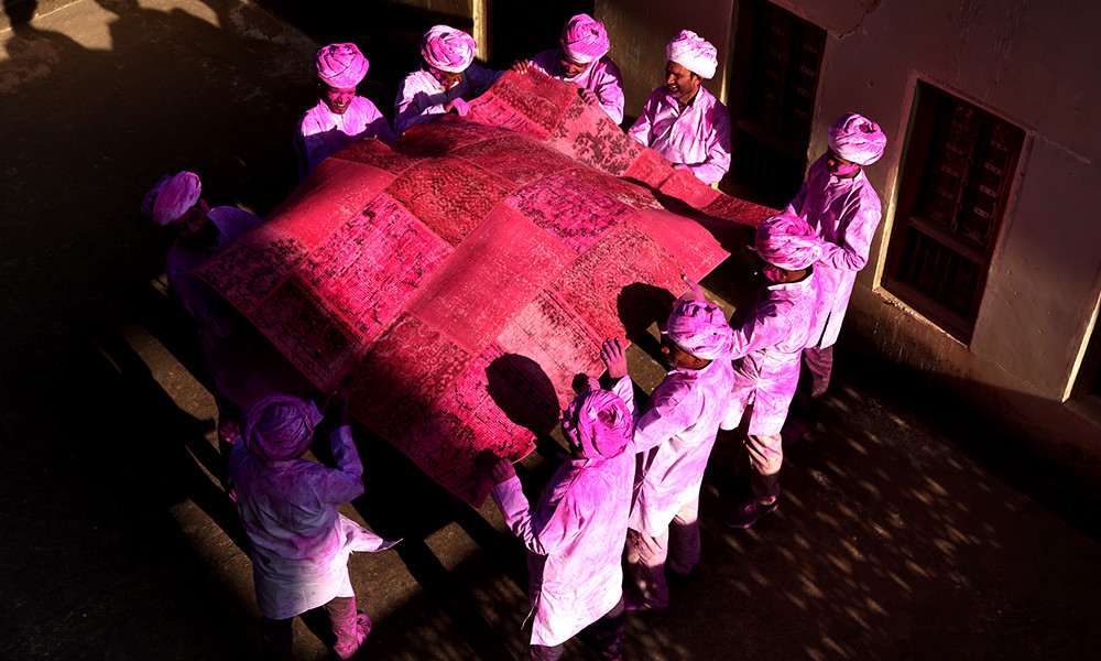 Holi Hai! But Not on Your Rugs: Easy Tips to Keep Your Rugs Stain Free & Clean