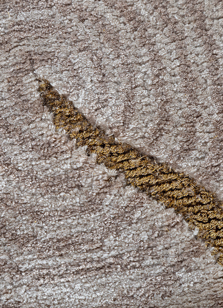 azalea ivory bamboo silk hand knotted Rug - CloseUp azalea ivory bamboo silk hand knotted Rug - CloseUp