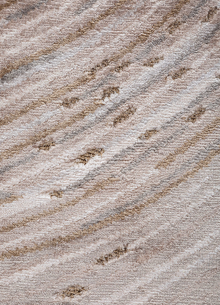 azalea beige and brown bamboo silk and zari hand knotted Rug - CloseUp
