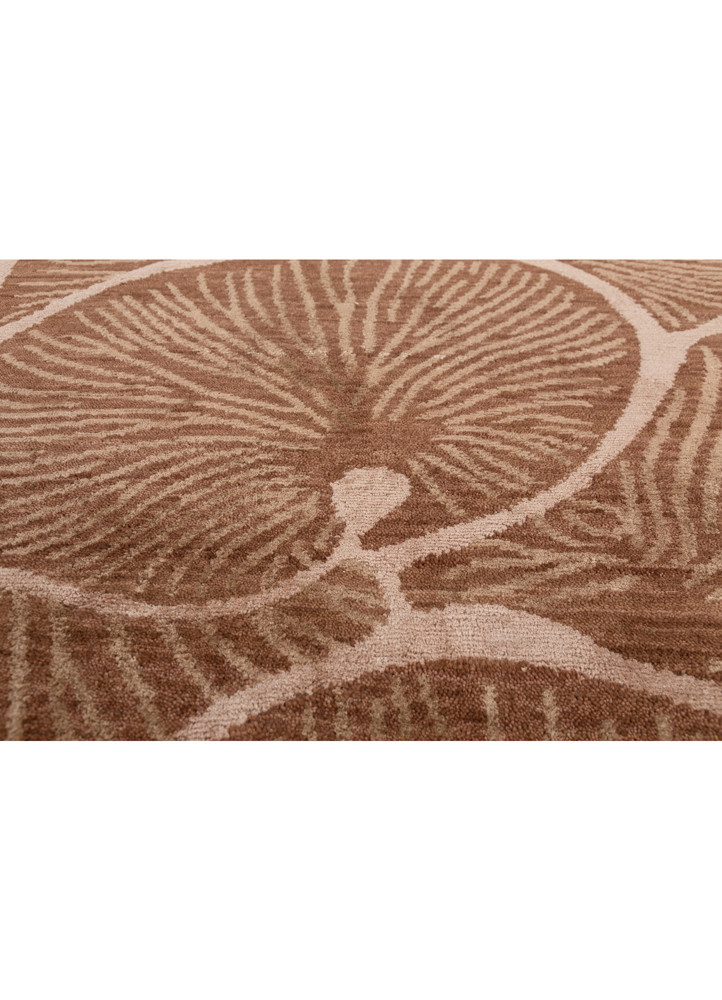 aprezo red and orange wool and silk hand knotted Rug - CloseUp aprezo red and orange wool and silk hand knotted Rug - CloseUp