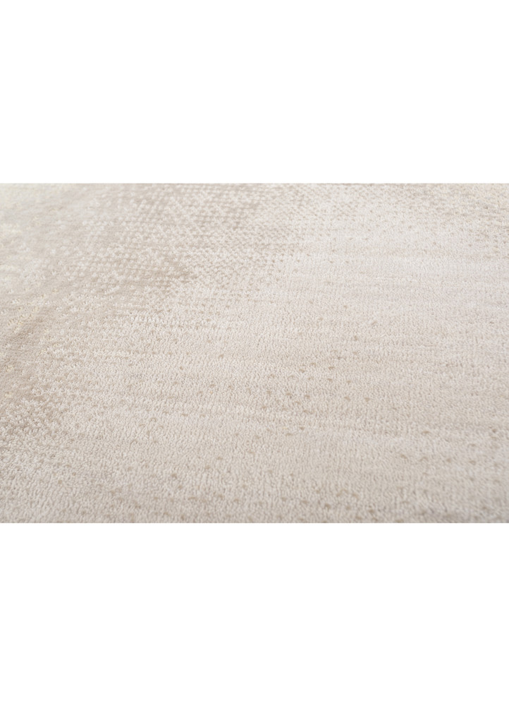 entropy ivory wool and bamboo silk hand knotted Rug - CloseUp entropy ivory wool and bamboo silk hand knotted Rug - CloseUp