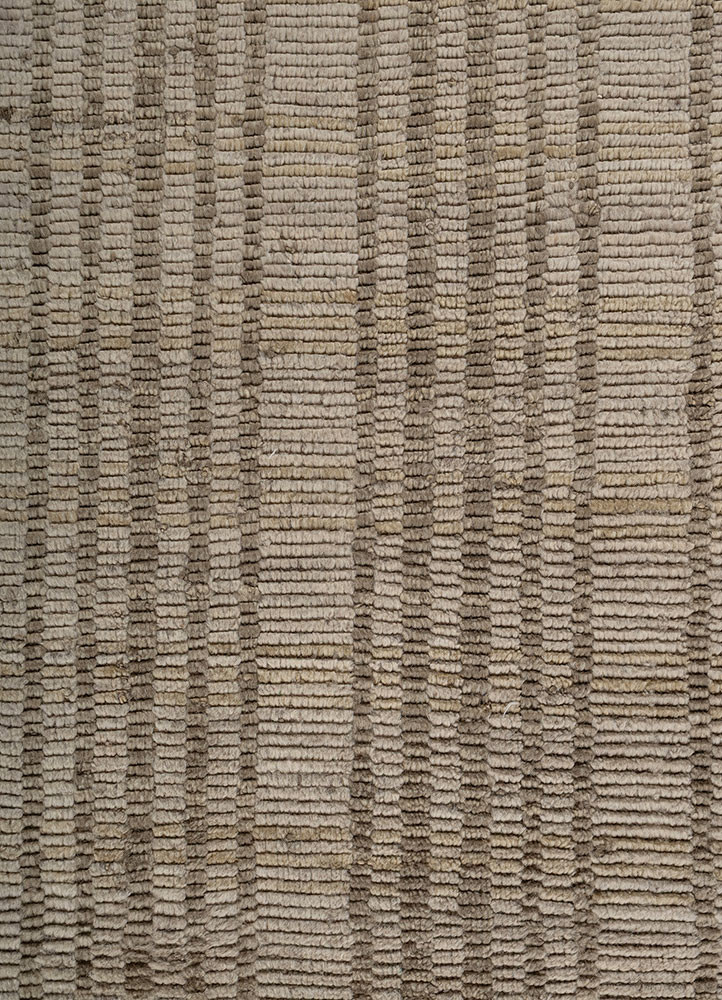 contour gold wool hand loom Rug - CloseUp