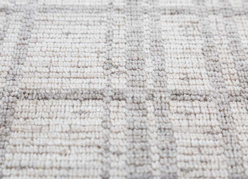 saga ivory wool hand loom Rug - CloseUp saga ivory wool hand loom Rug - CloseUp