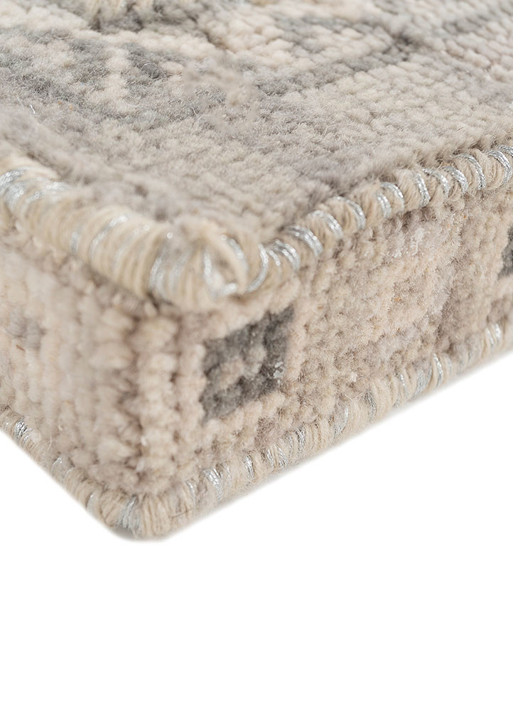 rug art mirror ivory wool hand knotted Furniture - CloseUp rug art mirror ivory wool hand knotted Furniture - CloseUp