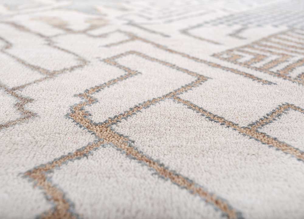 manchaha ivory wool and bamboo silk hand knotted Rug - CloseUp