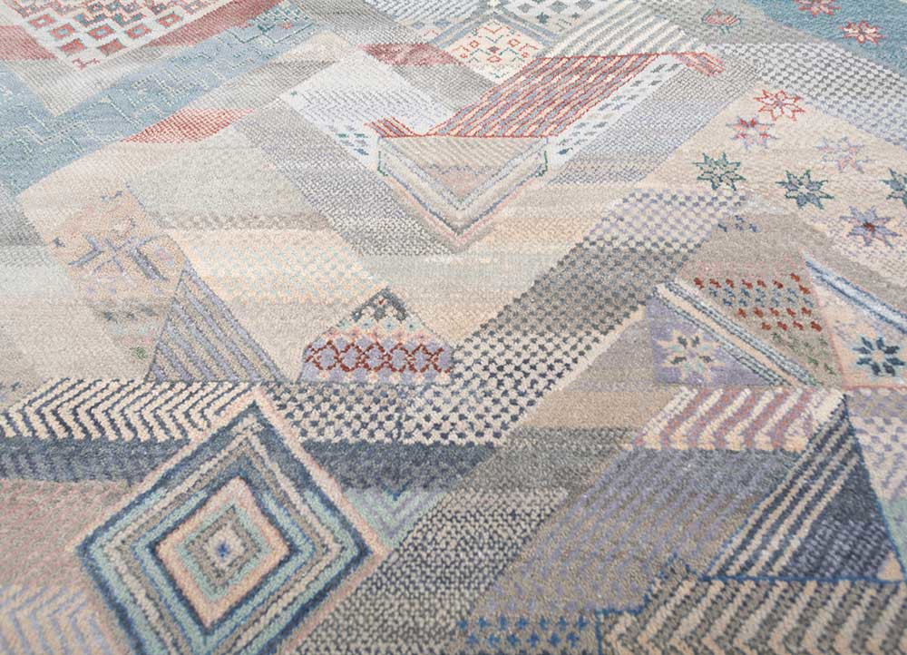 manchaha grey and black wool and bamboo silk hand knotted Rug - CloseUp manchaha grey and black wool and bamboo silk hand knotted Rug - CloseUp