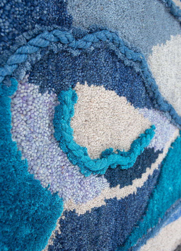 aprezo blue wool and bamboo silk hand knotted Rug - CloseUp aprezo blue wool and bamboo silk hand knotted Rug - CloseUp