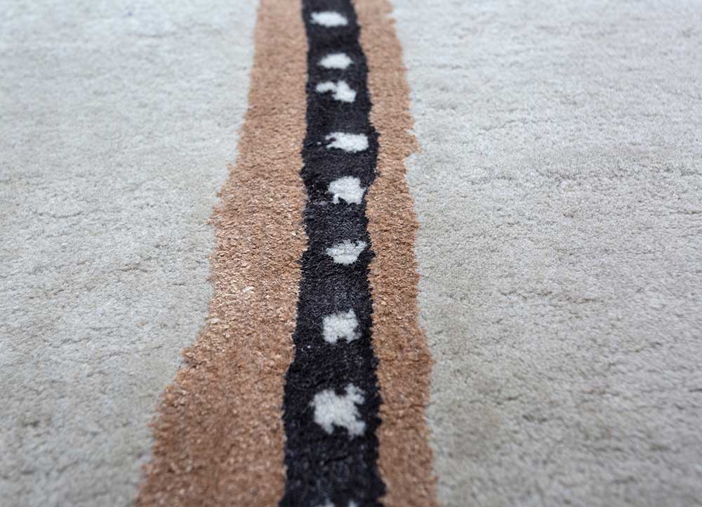 caliedo ivory wool and viscose hand tufted Rug - CloseUp caliedo ivory wool and viscose hand tufted Rug - CloseUp
