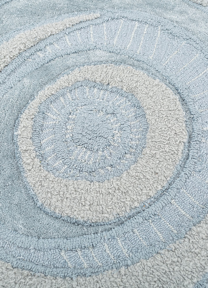 aurelia blue wool and viscose hand tufted Rug - CloseUp