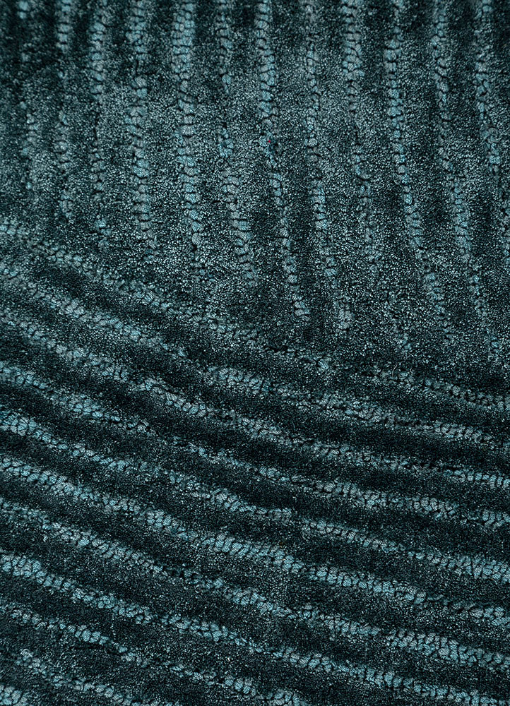 cera blue viscose hand tufted Rug - CloseUp