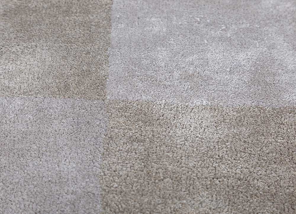 come around blue viscose hand tufted Rug - CloseUp