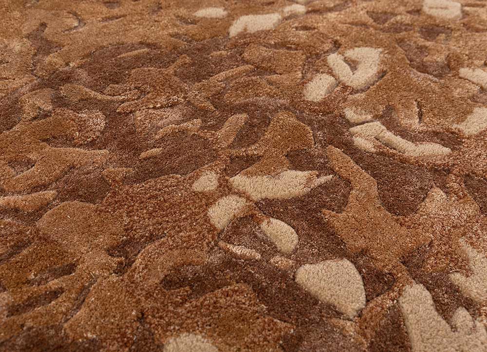 lucid red and orange wool and viscose hand tufted Rug - CloseUp