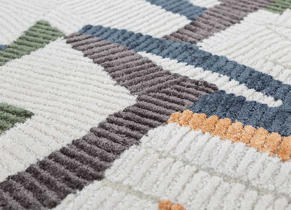 checkers ivory wool and viscose  Rug - CloseUp