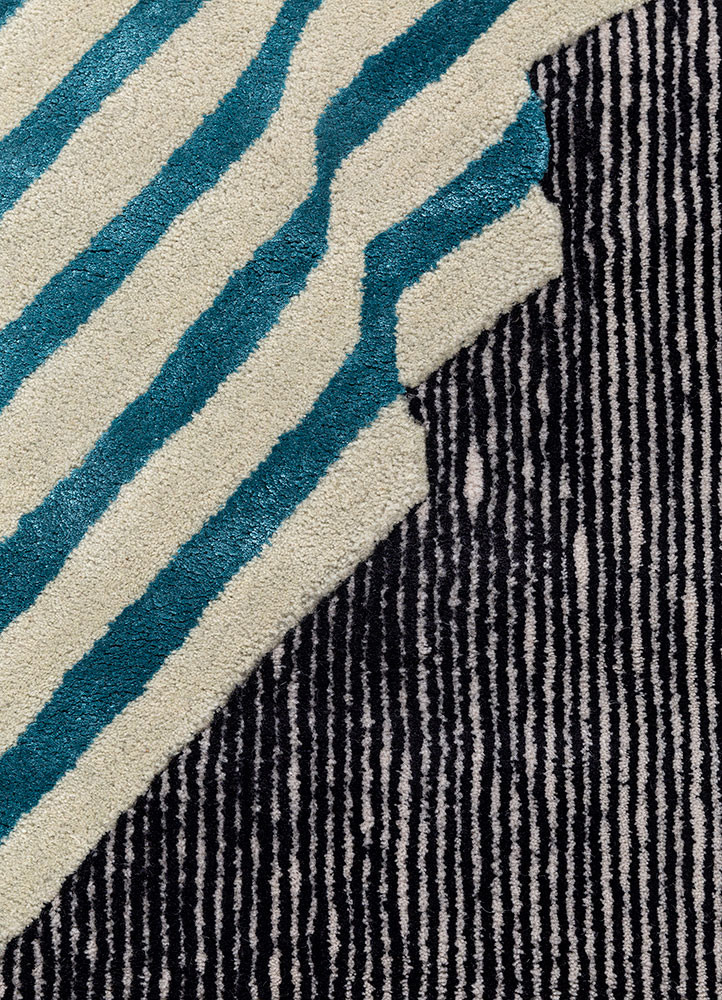adrift blue wool and viscose hand tufted Rug - CloseUp