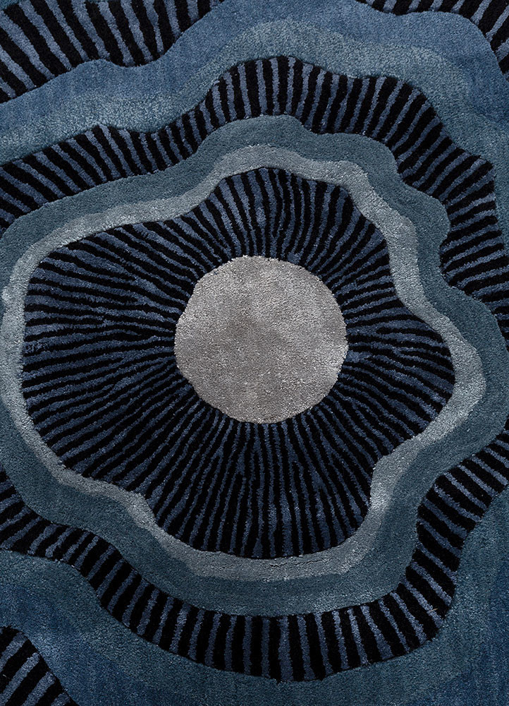 adrift grey and black wool and viscose hand tufted Rug - CloseUp adrift grey and black wool and viscose hand tufted Rug - CloseUp
