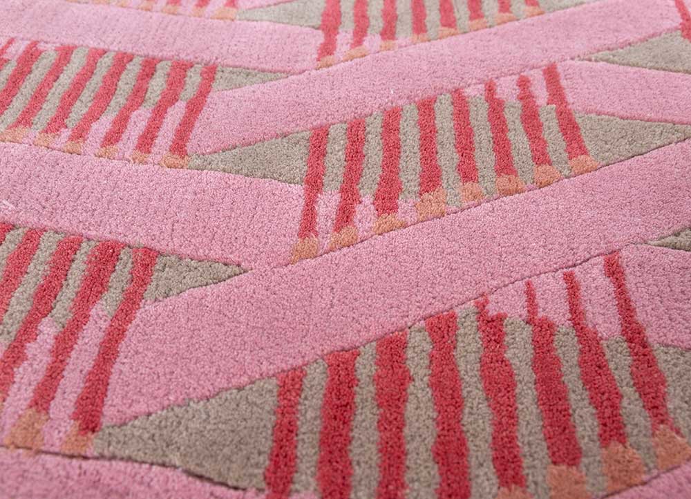 jaipur wunderkammer ivory wool hand tufted Rug - CloseUp