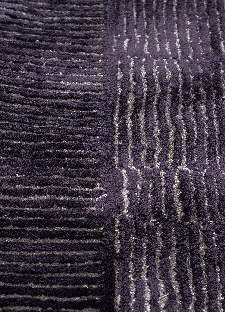 come around grey and black wool hand tufted Rug - CloseUp come around grey and black wool hand tufted Rug - CloseUp