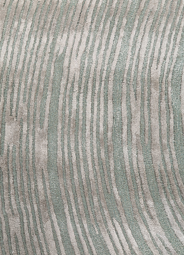 lucid blue wool and viscose hand tufted Rug - CloseUp