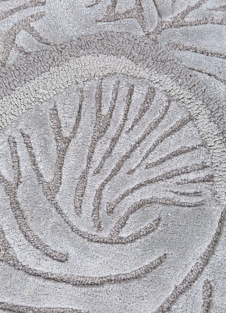 aurelia grey and black wool and viscose hand tufted Rug - CloseUp aurelia grey and black wool and viscose hand tufted Rug - CloseUp