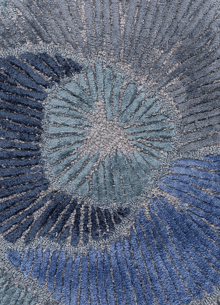 aurelia grey and black wool and viscose hand tufted Rug - CloseUp aurelia grey and black wool and viscose hand tufted Rug - CloseUp