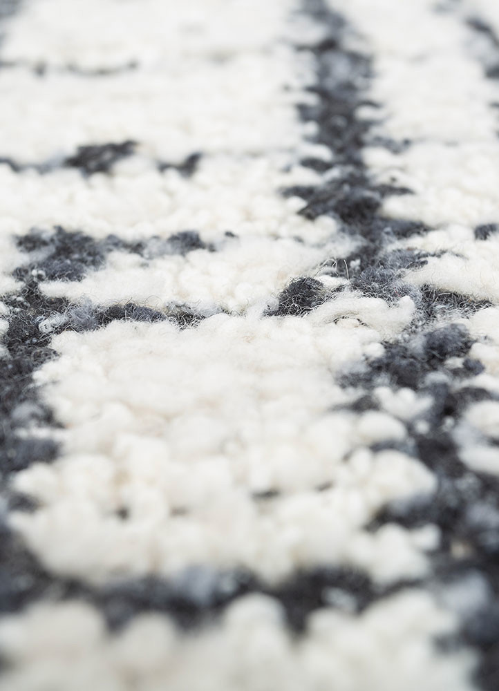 atelier grey and black wool flat weaves Rug - CloseUp atelier grey and black wool flat weaves Rug - CloseUp