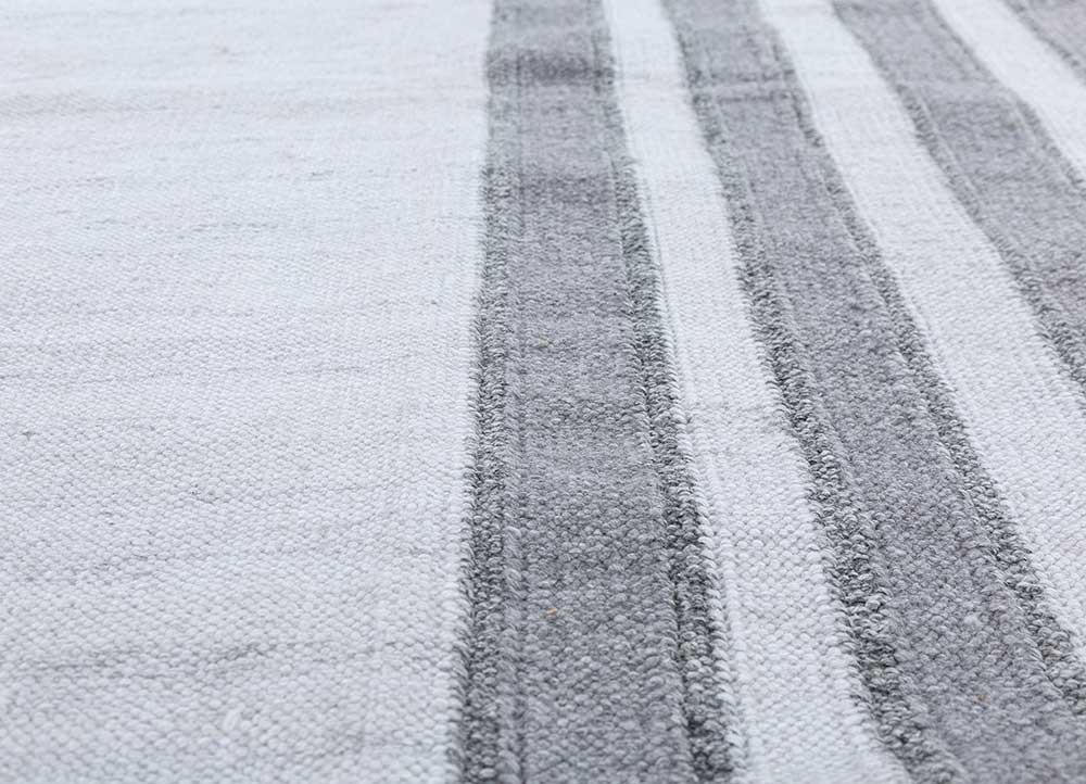 al fresco ivory polyester flat weaves Rug - CloseUp