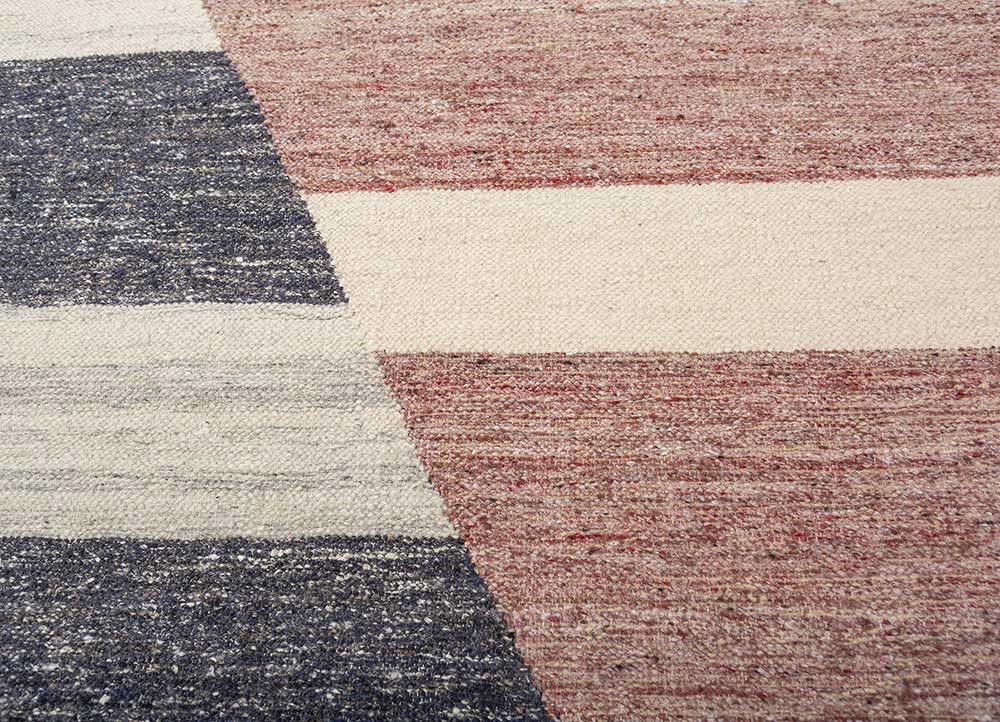 checkers grey and black wool flat weaves Rug - CloseUp