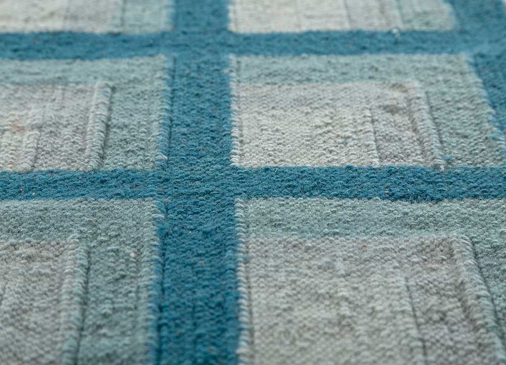 checkers blue wool flat weaves Rug - CloseUp