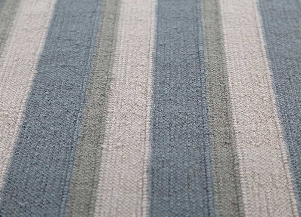 checkers blue wool flat weaves Rug - CloseUp