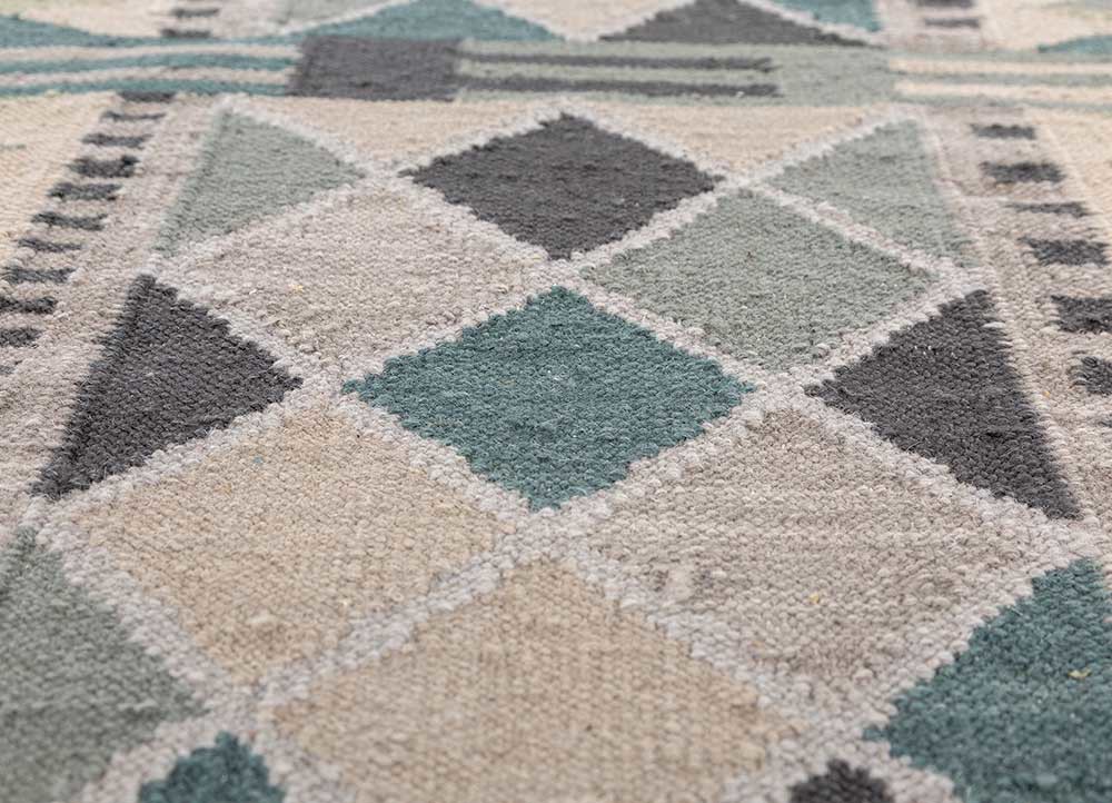 checkers grey and black wool flat weaves Rug - CloseUp