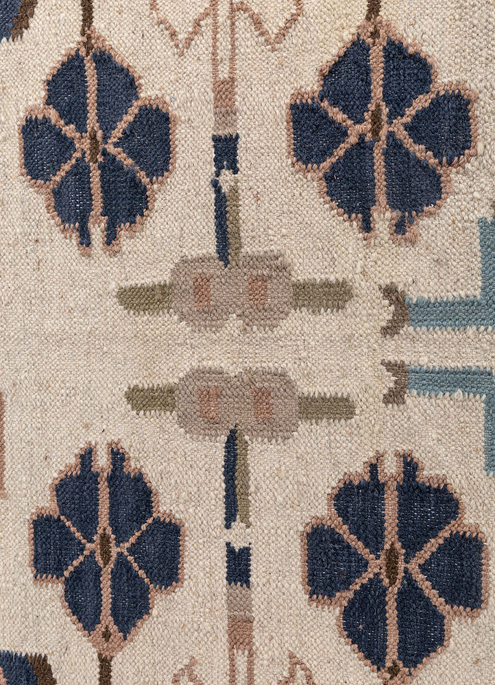 bedouin ivory wool flat weaves Rug - CloseUp