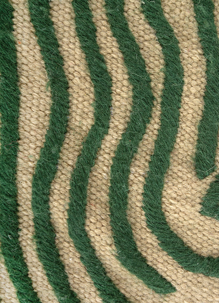 aprezo beige and brown wool flat weaves Rug - CloseUp