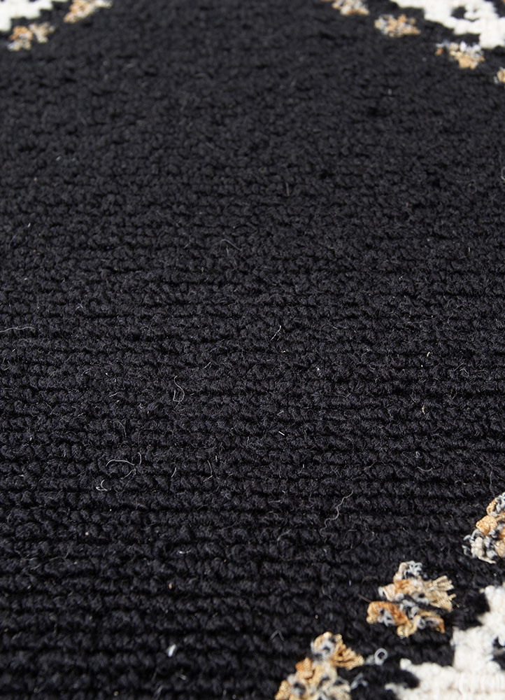 atelier grey and black wool hand knotted Rug - CloseUp
