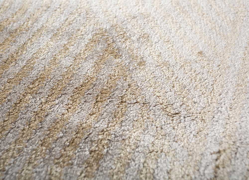 azalea ivory bamboo silk hand knotted Rug - CloseUp azalea ivory bamboo silk hand knotted Rug - CloseUp