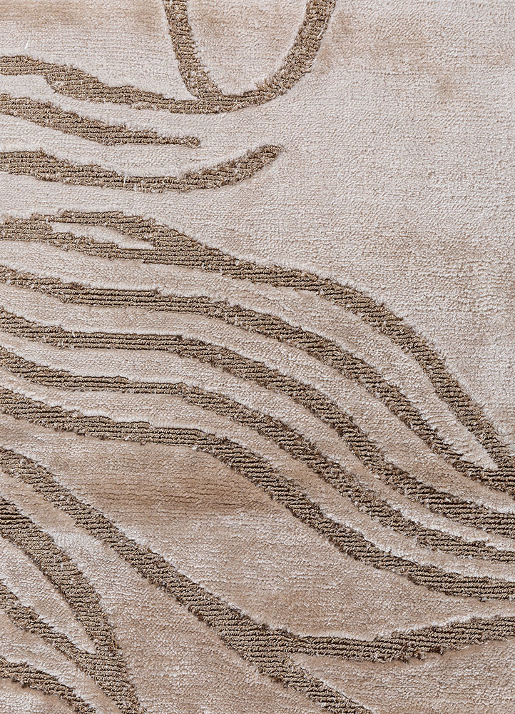 azalea ivory bamboo silk hand knotted Rug - CloseUp azalea ivory bamboo silk hand knotted Rug - CloseUp