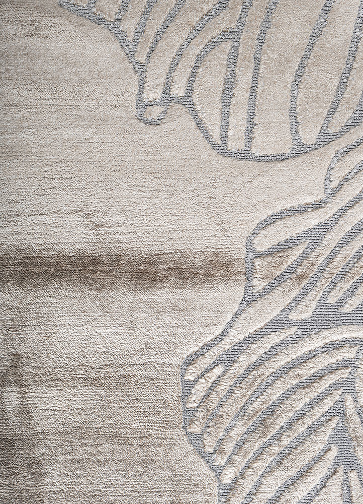 azalea green bamboo silk and zari hand knotted Rug - CloseUp