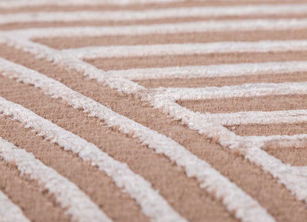 aprezo red and orange wool and bamboo silk hand knotted Rug - CloseUp aprezo red and orange wool and bamboo silk hand knotted Rug - CloseUp