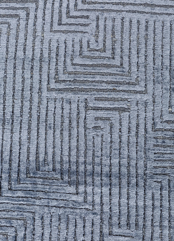 azalea blue wool and bamboo silk hand knotted Rug - CloseUp