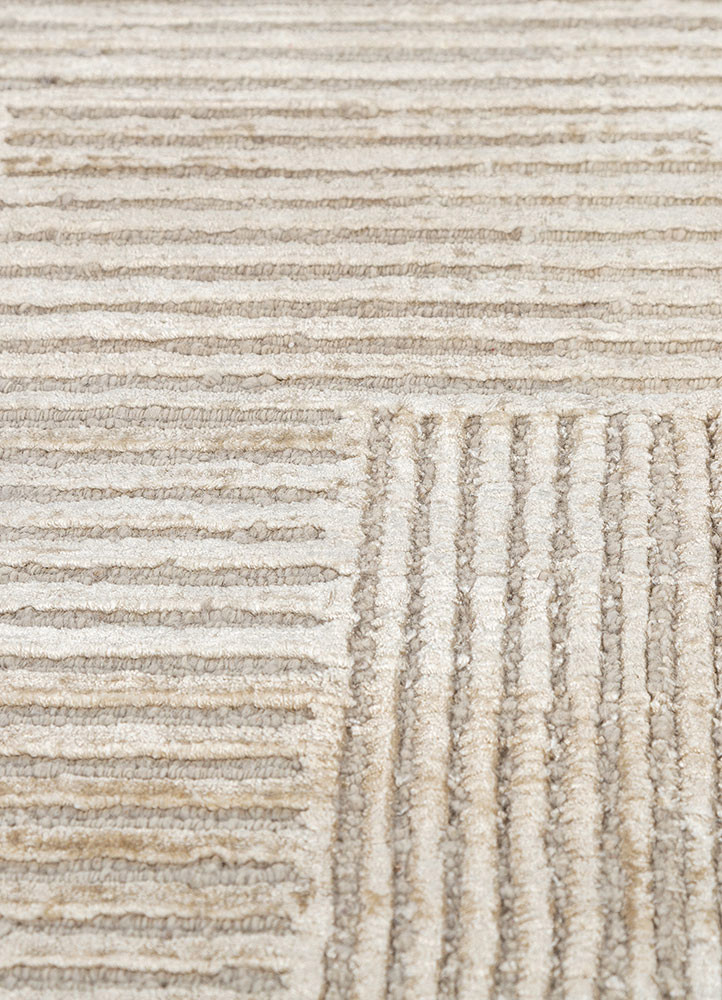 azalea gold wool and bamboo silk hand knotted Rug - CloseUp azalea gold wool and bamboo silk hand knotted Rug - CloseUp