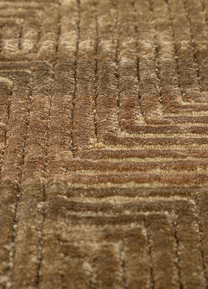 azalea gold wool and bamboo silk hand knotted Rug - CloseUp azalea gold wool and bamboo silk hand knotted Rug - CloseUp