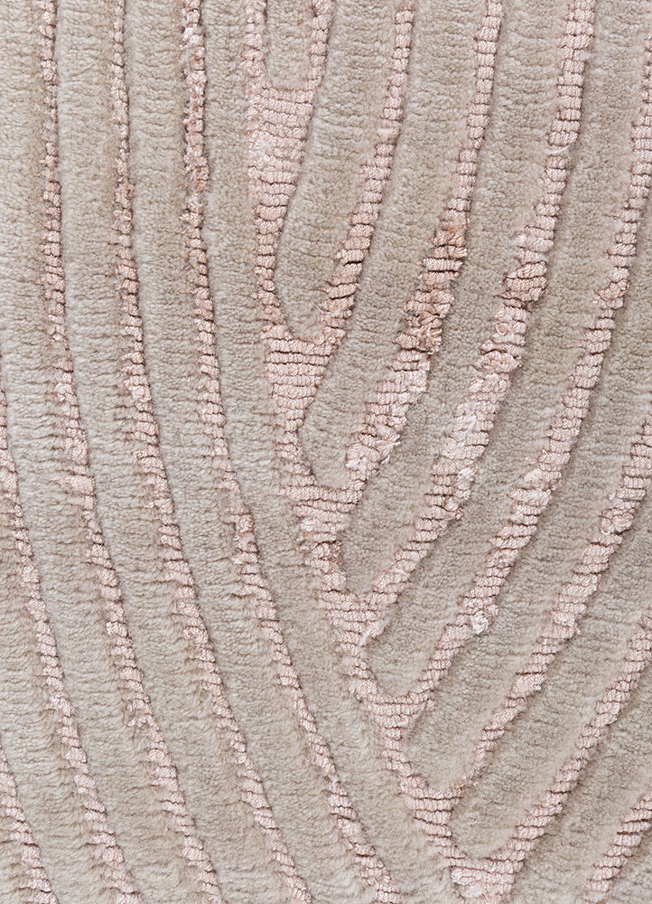 azalea ivory wool and bamboo silk hand knotted Rug - CloseUp azalea ivory wool and bamboo silk hand knotted Rug - CloseUp
