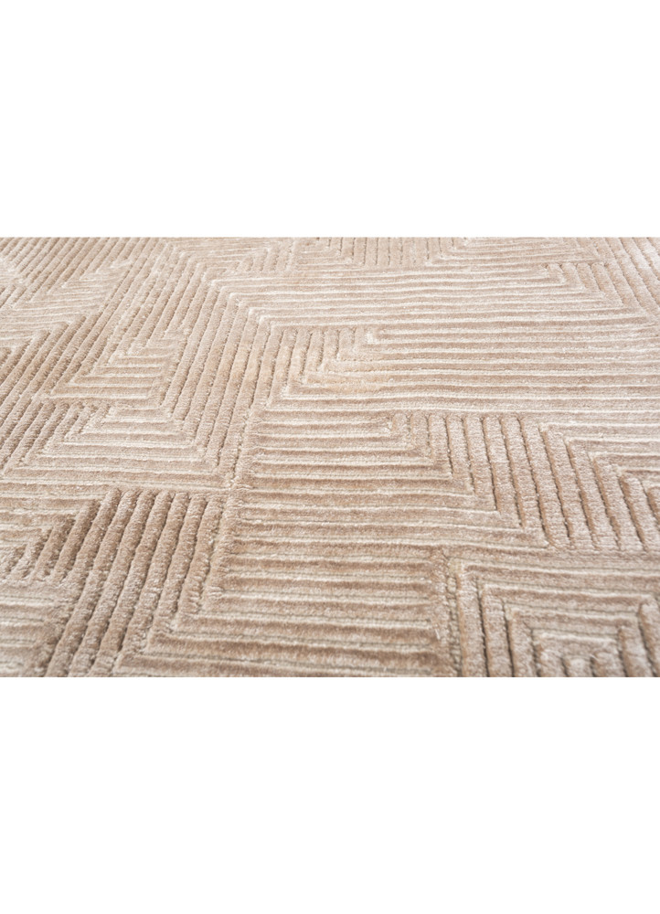 azalea ivory wool and bamboo silk hand knotted Rug - CloseUp azalea ivory wool and bamboo silk hand knotted Rug - CloseUp