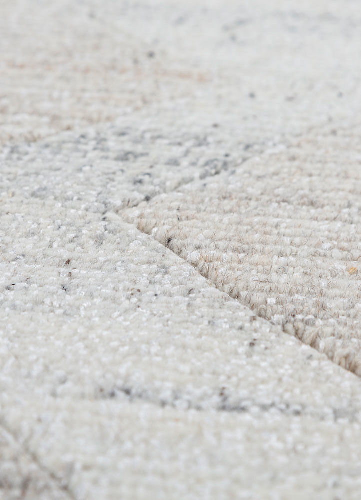blythe ivory wool and bamboo silk hand knotted Rug - CloseUp blythe ivory wool and bamboo silk hand knotted Rug - CloseUp