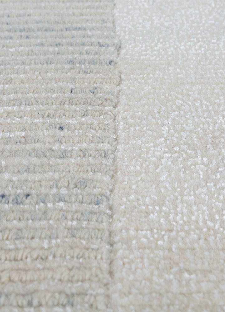 blythe ivory wool and bamboo silk hand knotted Rug - CloseUp