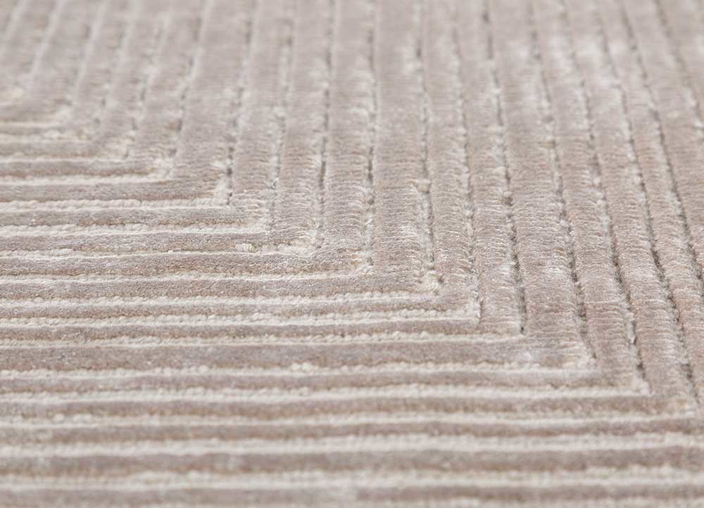 azalea ivory wool and bamboo silk hand knotted Rug - CloseUp azalea ivory wool and bamboo silk hand knotted Rug - CloseUp