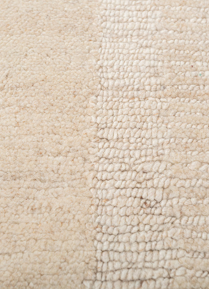 aprezo ivory wool hand knotted Rug - CloseUp aprezo ivory wool hand knotted Rug - CloseUp