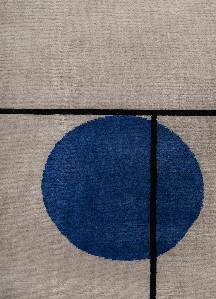 sthir ivory wool hand knotted Rug - CloseUp